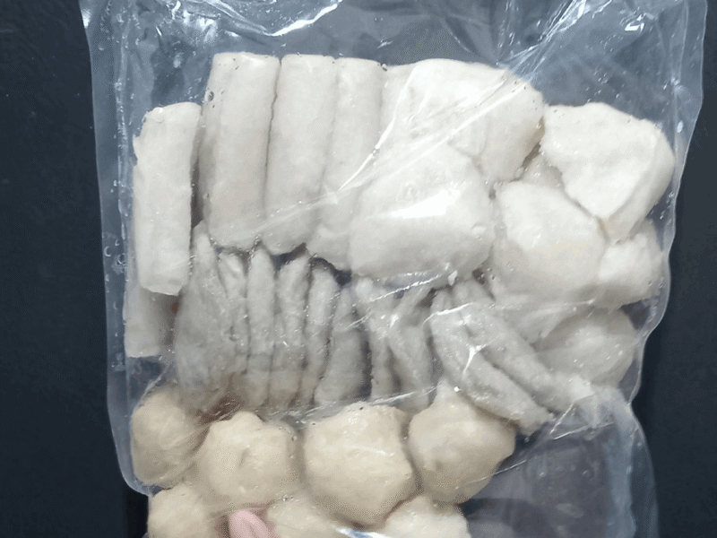 Pempek Frozen Asli Ikan Segar — Rasa Autentik & Padat Ikan (Isi 50 Pcs)