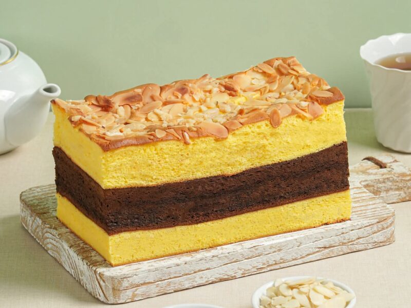 Spikoe Khas Surabaya & Hampers Legendaris — SILVESTAART Bakehouse Since 1978